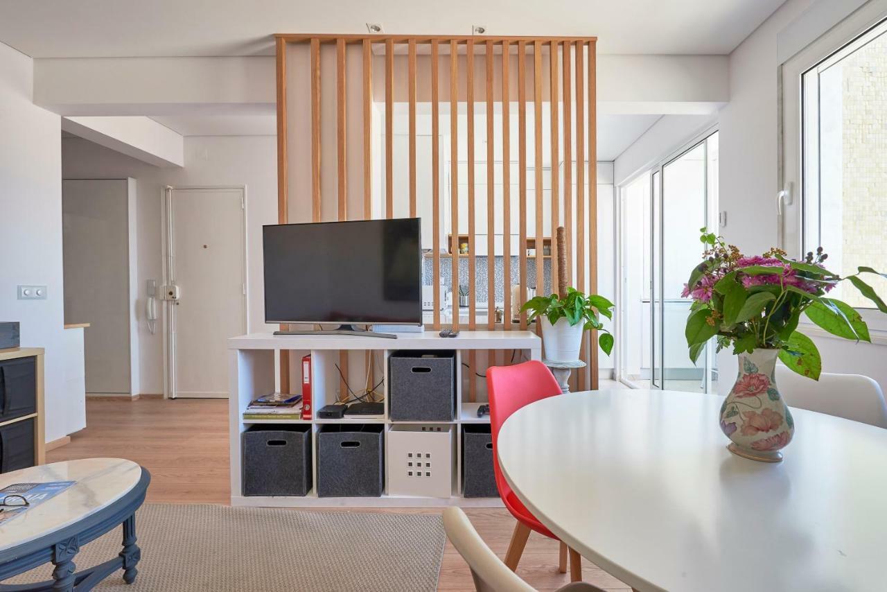 Apartment Alfredo Da Silva 3 Lisbon